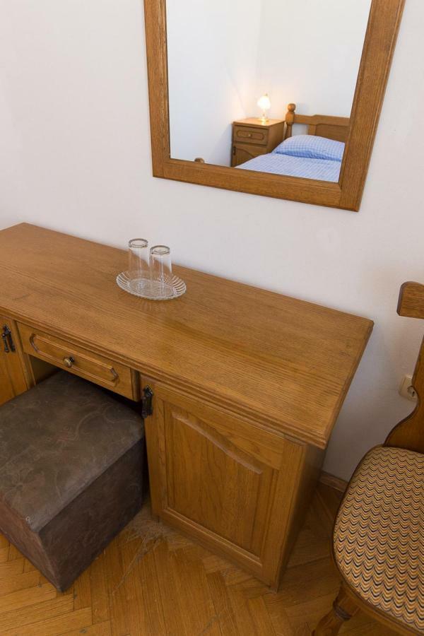 Rooms Miramare Krk Town Zewnętrze zdjęcie